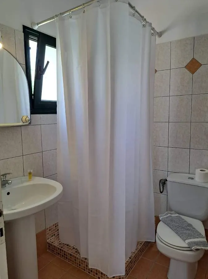 Oneira Villas Mousata